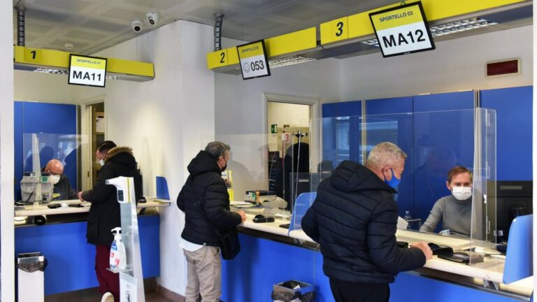 POSTE ITALIANE Assume Operatori Di Sportello Categorie Protette